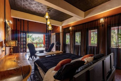 Chalet de 4 dormitorios en Surat Thani, Tailandia № 132632 - foto 7