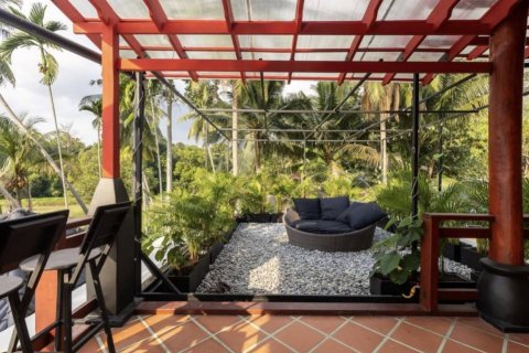 Chalet de 4 dormitorios en Surat Thani, Tailandia № 132632 - foto 9