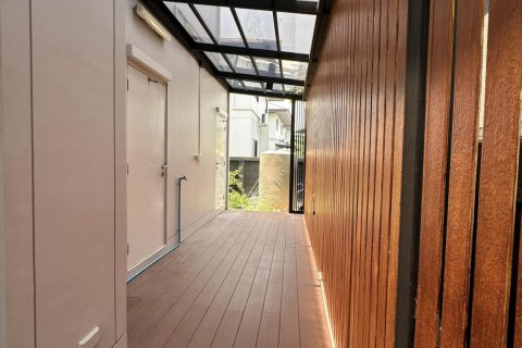 Casa de 4 dormitorios en Prawet, Bangkok, Tailandia № 123987 - foto 2