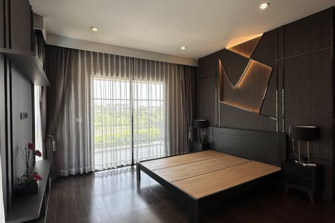 Casa de 4 dormitorios en Prawet, Bangkok, Tailandia № 123987 - foto 17