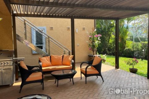 Haus in Ko Chang, Thailand 5 Schlafzimmer № 132316 - Foto 4