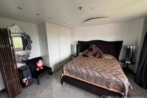 Condominio de 3 dormitorios en Pattaya, Tailandia № 132318 - foto 10