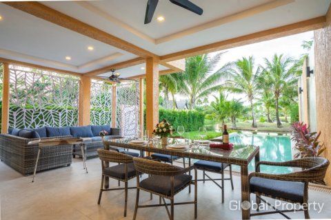 Casa de 4 dormitorios en Ko Chang, Tailandia № 132317 - foto 8