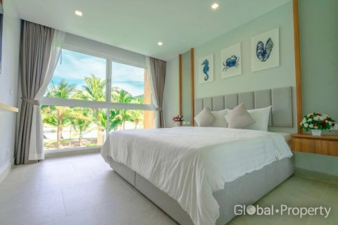 Casa de 4 dormitorios en Ko Chang, Tailandia № 132317 - foto 30