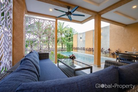Casa de 4 dormitorios en Ko Chang, Tailandia № 132317 - foto 4