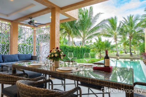 Casa de 4 dormitorios en Ko Chang, Tailandia № 132317 - foto 9