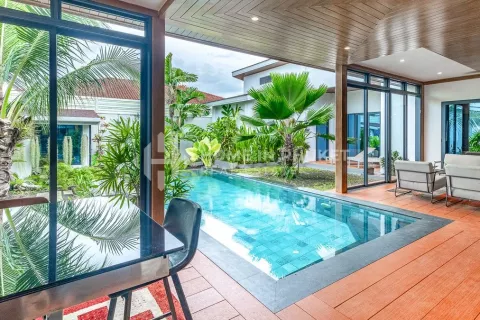 Casa de 3 dormitorios en Phuket, Tailandia № 130870 - foto 4