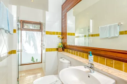Casa de 4 dormitorios en Phuket, Tailandia № 130871 - foto 15