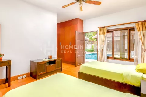 Casa de 4 dormitorios en Phuket, Tailandia № 130871 - foto 13