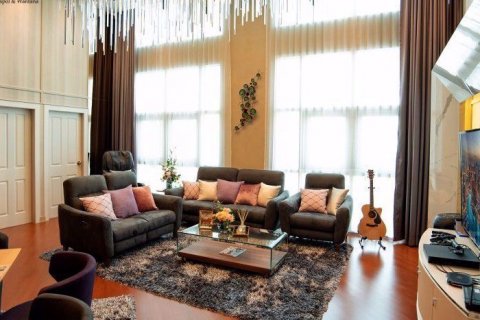 คอนโดมิเนียมในกรุงเทพมหานคร, ประเทศไทย, 2 ห้องนอน ใน Belle Grand Rama 9 № 77813