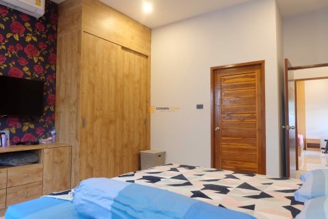 Estudio en Pattaya, Tailandia № 100619 - foto 10