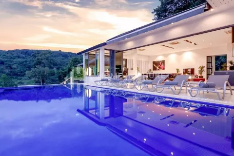 Casa de 6 dormitorios en Patong, Tailandia № 131236 - foto 3