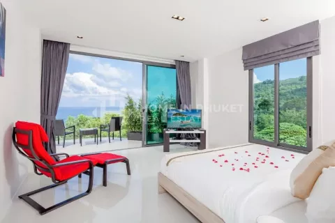 Casa de 6 dormitorios en Patong, Tailandia № 131236 - foto 15