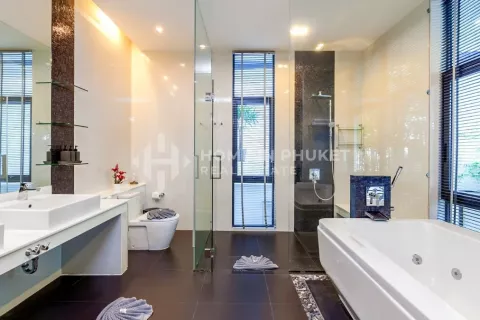 Casa de 6 dormitorios en Patong, Tailandia № 131236 - foto 9