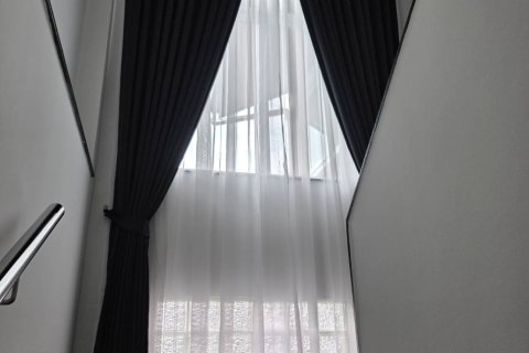 Chalet de 3 dormitorios en Pattaya, Tailandia № 130461 - foto 7