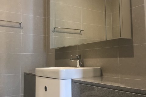Condominio de 1 dormitorio en Bangkok, Tailandia № 143691 - foto 10