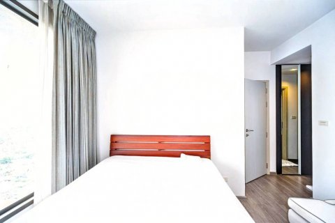 Condominio de 2 dormitorios en Khlong San, Bangkok, Tailandia № 133002 - foto 7