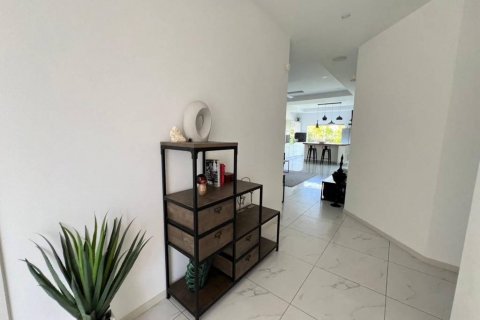 Chalet de 3 dormitorios en Hua Hin, Tailandia № 133005 - foto 8