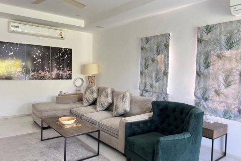 Chalet de 3 dormitorios en Hua Hin, Tailandia № 133005 - foto 3