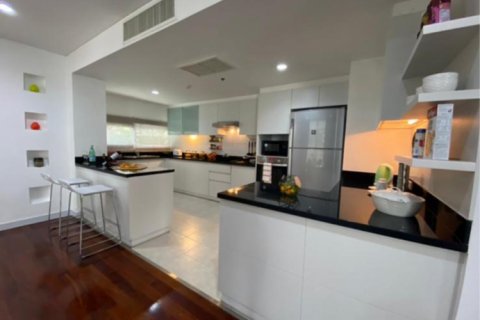 คอนโดมิเนียมในวัฒนา, กรุงเทพฯ, ประเทศไทย, 3 ห้องนอน № 123693 - รูปถ่าย 16