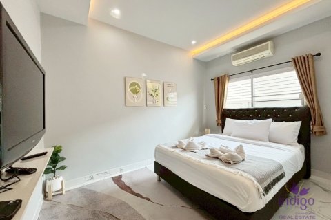 Haus in Saraphi, Thailand 6 Schlafzimmer № 125766 - Foto 13