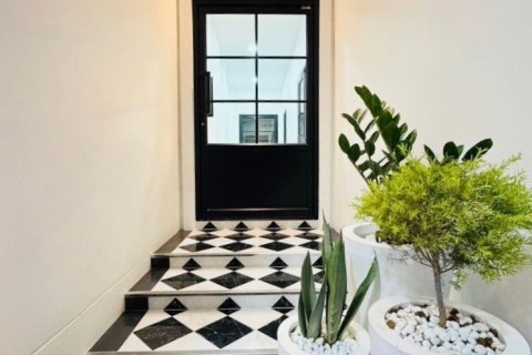 Casa de 3 dormitorios en Pattaya, Tailandia № 125761 - foto 5