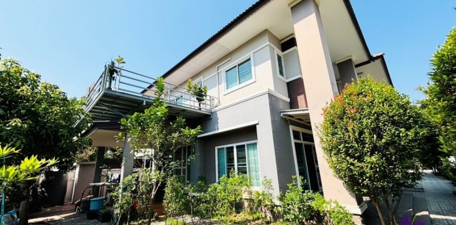 Casa de 6 dormitorios en San Kamphaeng, Tailandia № 125767