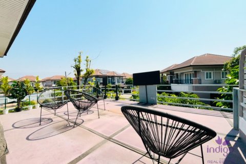 Casa de 6 dormitorios en San Kamphaeng, Tailandia № 125767 - foto 13