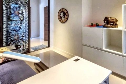 Casa de 4 dormitorios en Pattaya, Tailandia № 125951 - foto 10