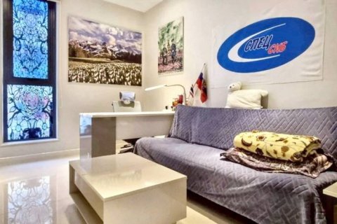 Casa de 4 dormitorios en Pattaya, Tailandia № 125951 - foto 9