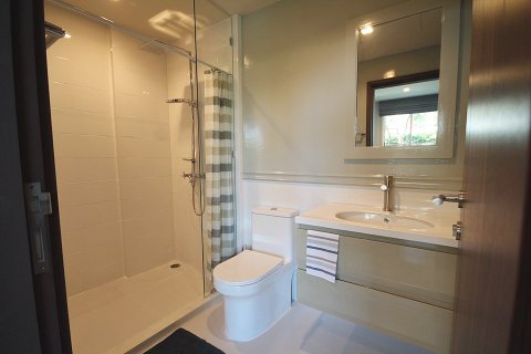 Condominio de 2 dormitorios en Hua Hin, Tailandia № 125449 - foto 14