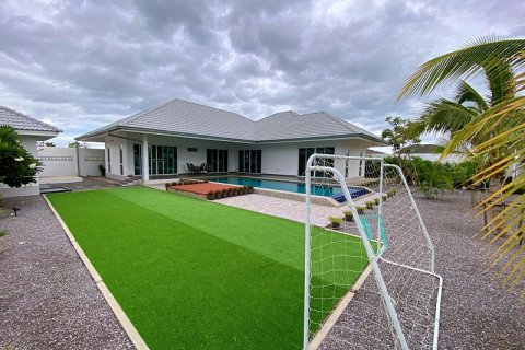 Casa de 3 dormitorios en Hua Hin, Tailandia № 125454 - foto 3