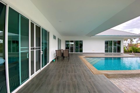 Casa de 3 dormitorios en Hua Hin, Tailandia № 125454 - foto 7