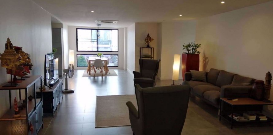 Condominio de 3 dormitorios en Khlong Toei, Bangkok, Tailandia № 76559