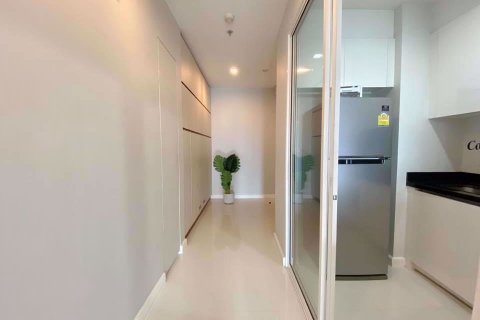 Condominio de 3 dormitorios en Watthana, Bangkok, Tailandia № 76563 - foto 9