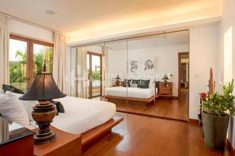 Casa de 5 dormitorios en Phuket, Tailandia № 131178 - foto 11