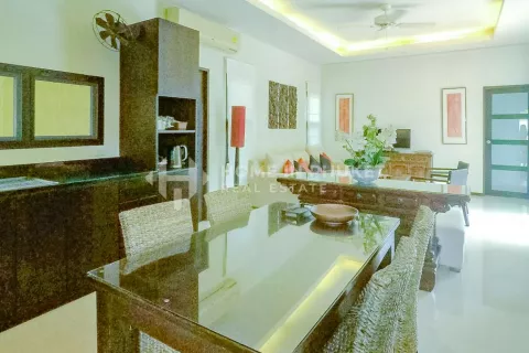 Casa de 3 dormitorios en Rawai, Tailandia № 131179 - foto 3