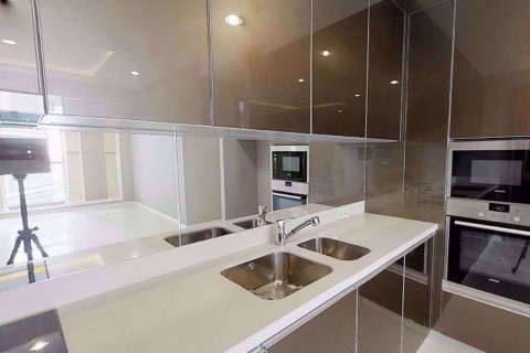 Condominio de 3 dormitorios en Bang Kho Laem, Bangkok, Tailandia № 76685 - foto 5
