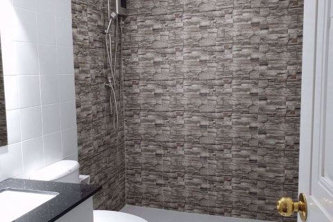 Condo à Watthana, Bangkok, Thaïlande, 3 chambres № 76684 - photo 6