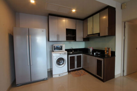 Condominio de 2 dormitorios en Watthana, Bangkok, Tailandia № 76682 - foto 2