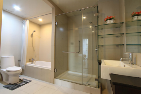 Condominio de 2 dormitorios en Watthana, Bangkok, Tailandia № 76682 - foto 6