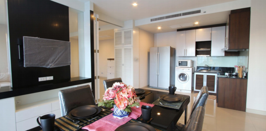 Condominio de 2 dormitorios en Watthana, Bangkok, Tailandia № 76682