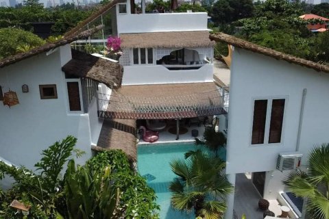 Casa de 7 dormitorios en Bangkok, Tailandia № 81128 - foto 2
