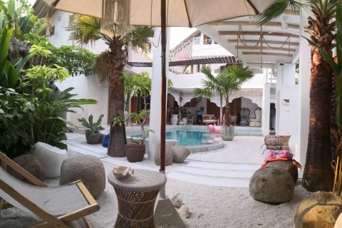 Casa de 7 dormitorios en Bangkok, Tailandia № 81128 - foto 13