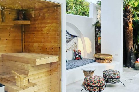 Casa de 7 dormitorios en Bangkok, Tailandia № 81128 - foto 10
