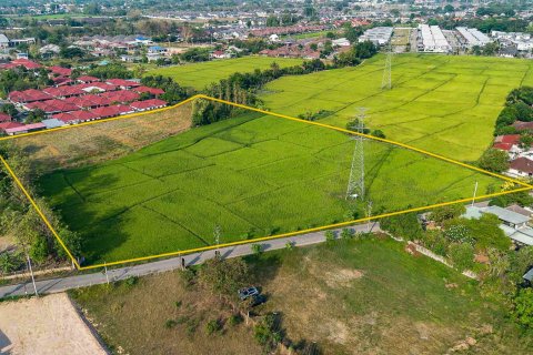 Terreno en Chiang Mai, Tailandia № 126301
