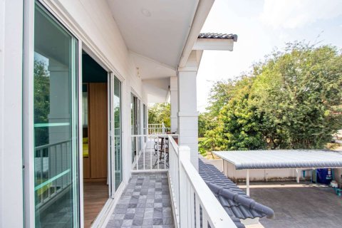 Casa de 5 dormitorios en Chiang Mai, Tailandia № 126299 - foto 26