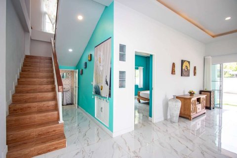 Casa de 5 dormitorios en Chiang Mai, Tailandia № 126299 - foto 4
