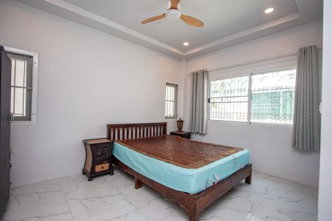 Casa de 5 dormitorios en Chiang Mai, Tailandia № 126299 - foto 6