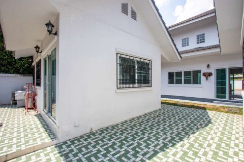 Casa de 5 dormitorios en Chiang Mai, Tailandia № 126299 - foto 22